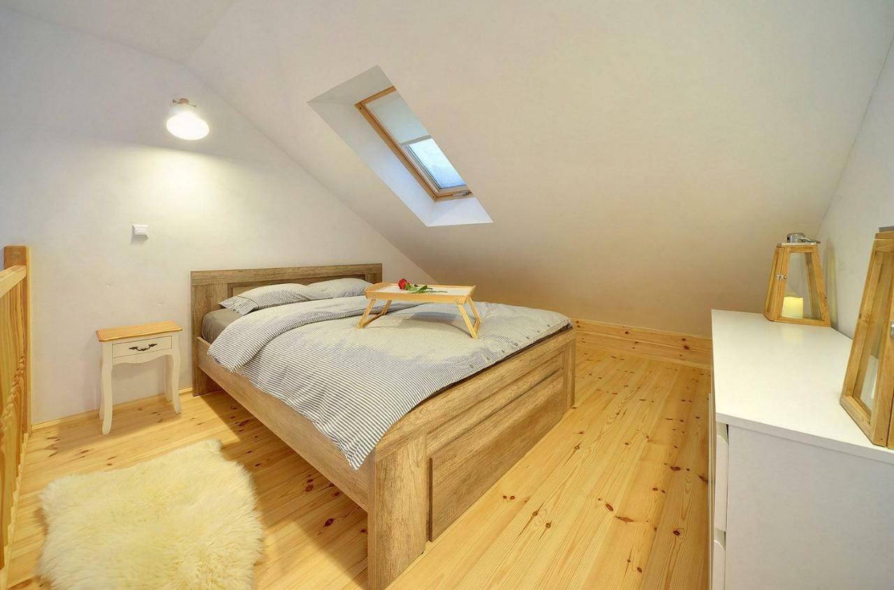 Apart-Invest Apartament Alter Ego ชกลาร์สกา ปอเรมบา ภายนอก รูปภาพ